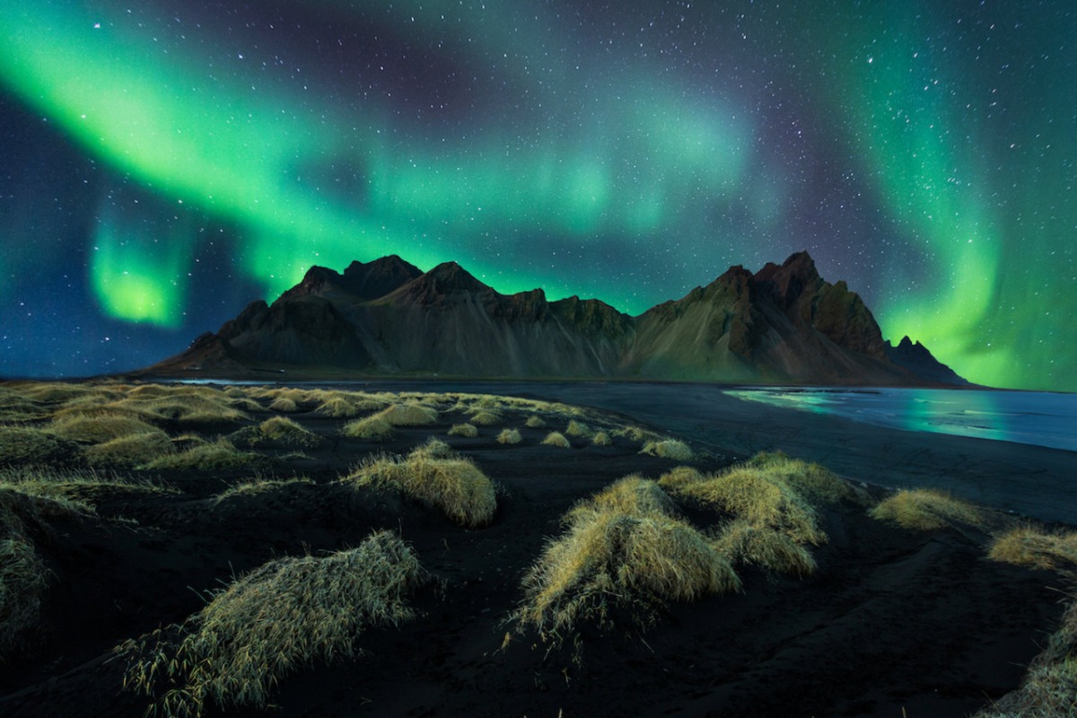 A Solar Storm Is Coming Tonight(yesterday) — Here’s Where You Might See the Aurora